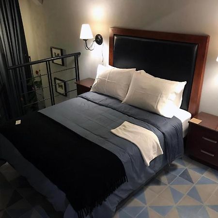 La Perla Hotel Boutique B&B Guadalajara Exteriör bild