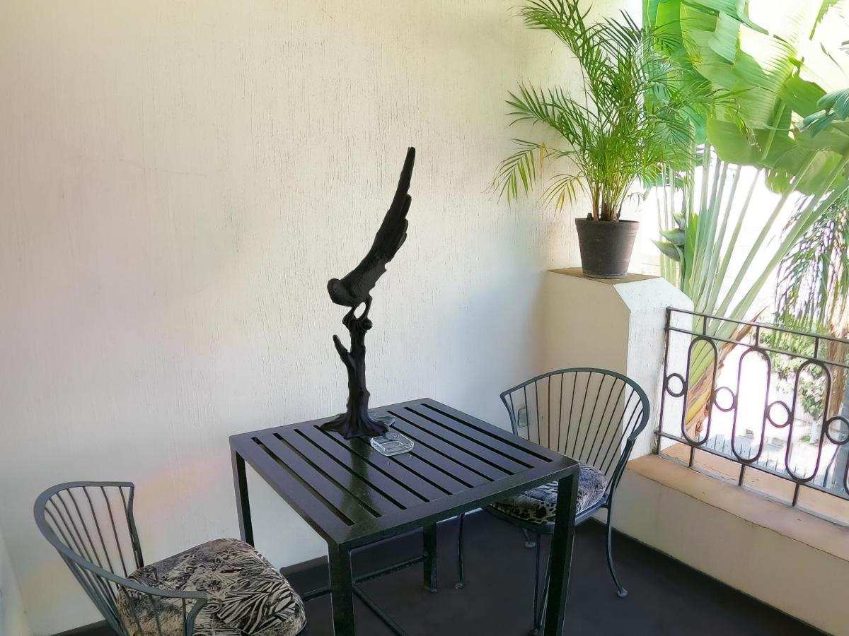 La Perla Hotel Boutique B&B Guadalajara Exteriör bild
