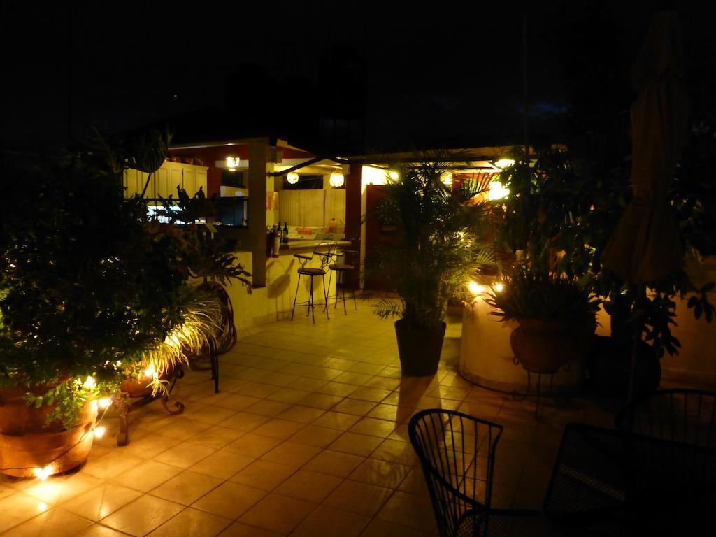 La Perla Hotel Boutique B&B Guadalajara Exteriör bild